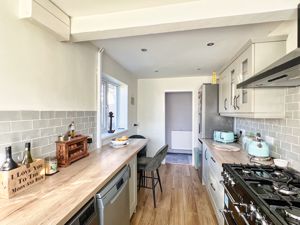 Photo 25- click for photo gallery